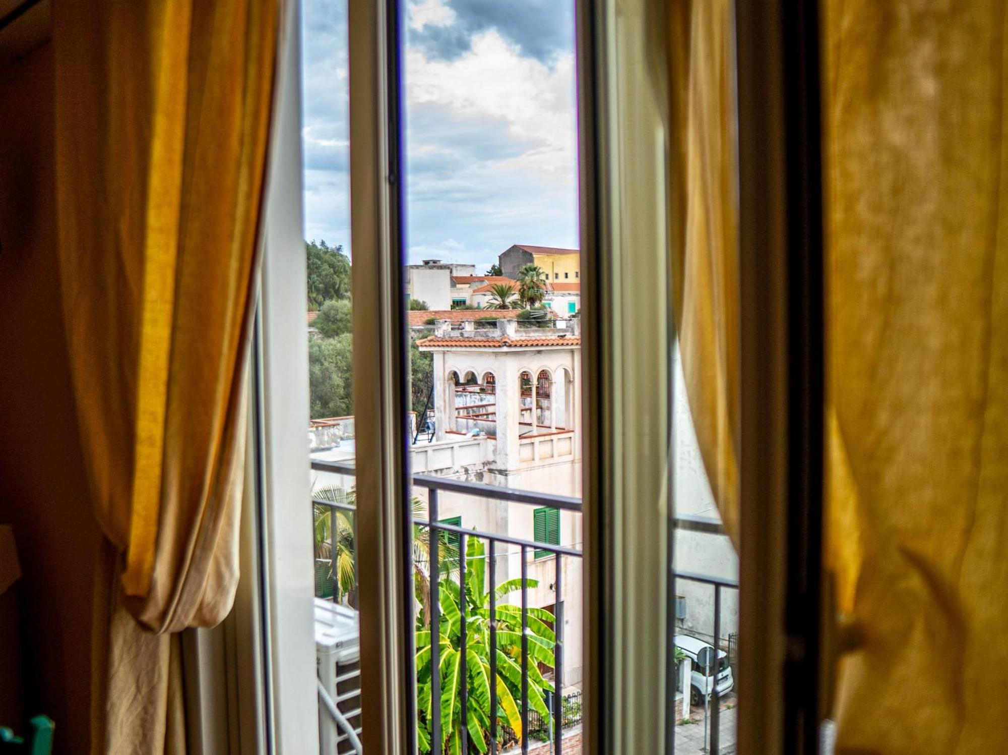 Domus Musia Apartment Милацо Екстериор снимка
